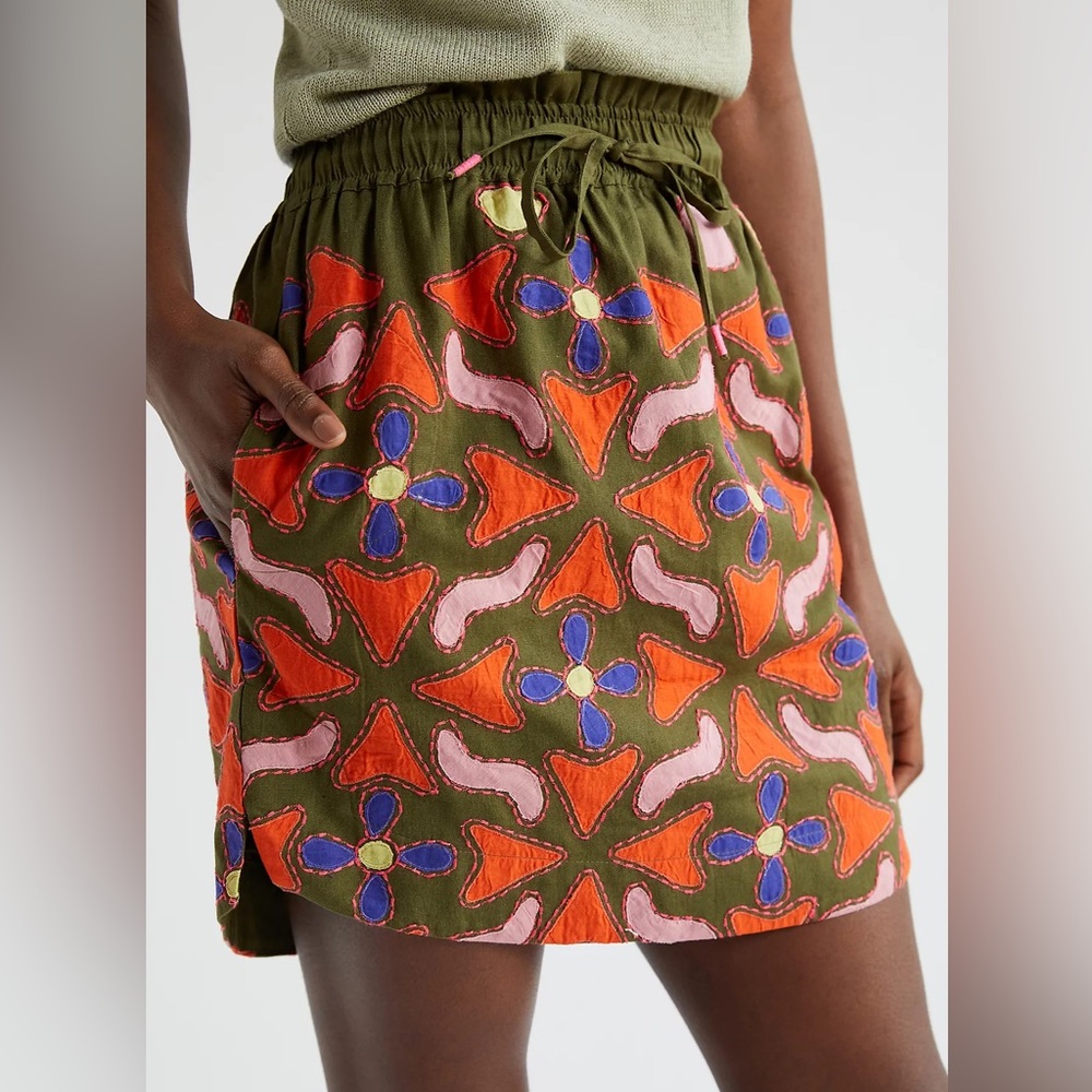 Anthropologie Maeve Embroidered Mini Skirt size small